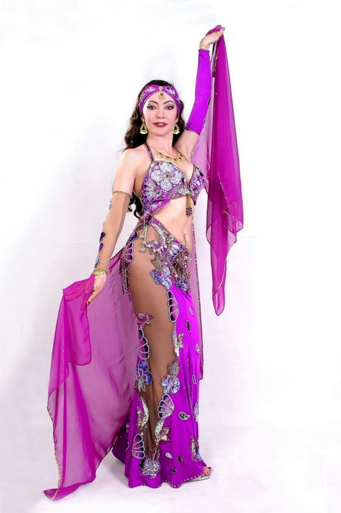Mm belly dancer, راقصات شرقيات في دبي للحفلات والأعراس