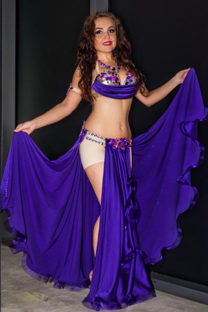 Belly dancer, راقصات شرقيات في دبي للحفلات والأعراس